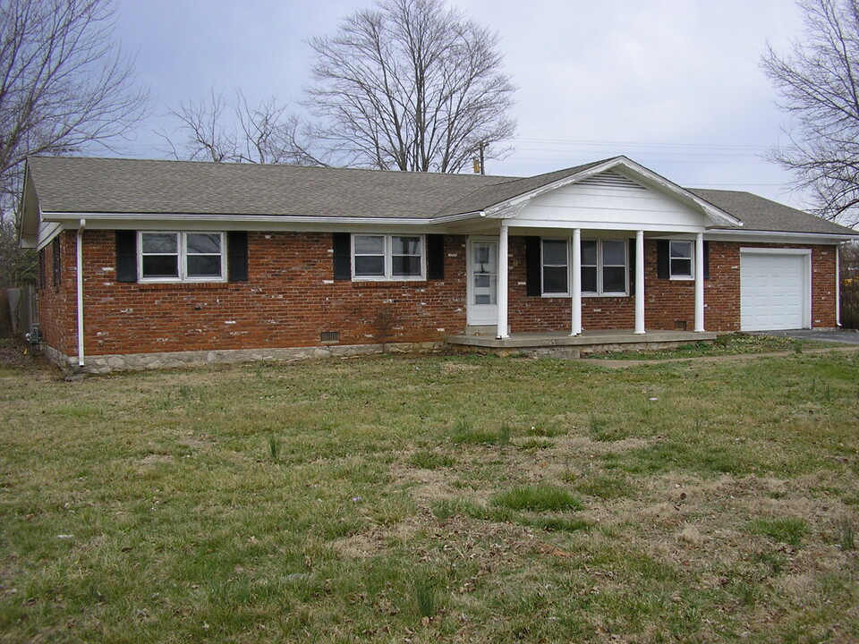 382 Greenwood Ln in Bowling Green, KY - Building Photo