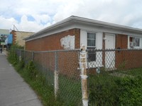 11371 E 7 Mile Rd in Detroit, MI - Building Photo - Building Photo