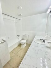Landon Imperial Apartments in Jacksonville, FL - Foto de edificio - Building Photo