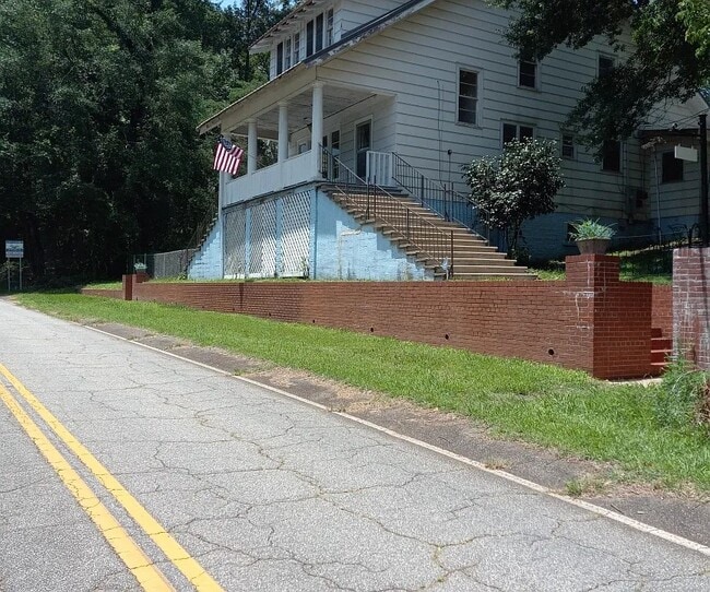 property at 871 Cherry Hill Rd
