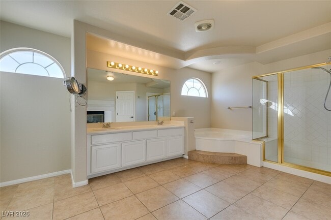 property at 685 Lynmar Ct