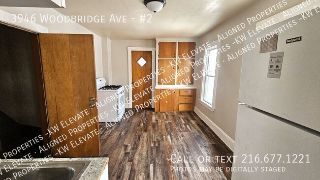 3946 Woodbridge Ave-Unit -#2 in Cleveland, OH - Foto de edificio - Building Photo