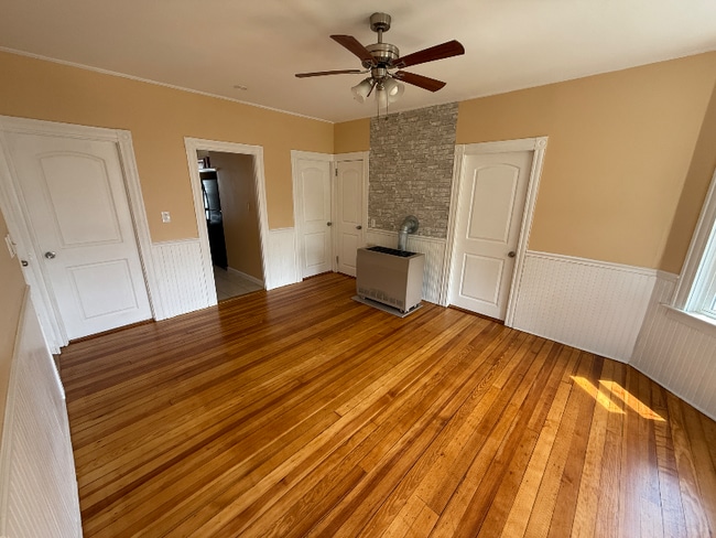 117 Irving St in Fall River, MA - Building Photo - Building Photo