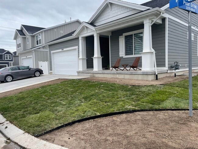 3361 W Pond Dr, Unit Basement