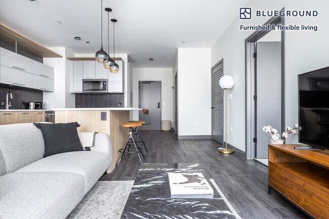 29 S LaSalle St-Unit -FL4-ID381 in Chicago, IL - Building Photo - Building Photo