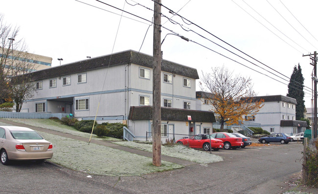 Catalina Apartments in Tacoma, WA - Foto de edificio - Building Photo