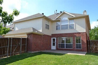 2440 Deer Horn Dr in Plano, TX - Building Photo - Building Photo