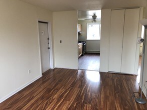 2 Van Zant St-Unit -A5 in Norwalk, CT - Building Photo - Building Photo