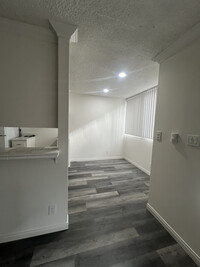 Balboa Palms Apartments in Northridge, CA - Building Photo - Building Photo