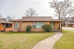 4737 Houghton Ave in Fort Worth, TX - Building Photo