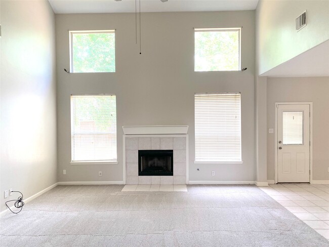 16418 Northumberland Dr in Houston, TX - Building Photo - Building Photo