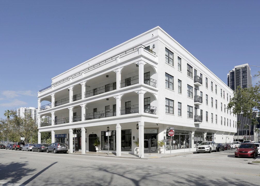 1601-1607 NE 2nd Ave in Miami, FL - Building Photo