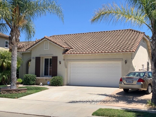 1722 Avenida Navidad in Camarillo, CA - Building Photo - Building Photo