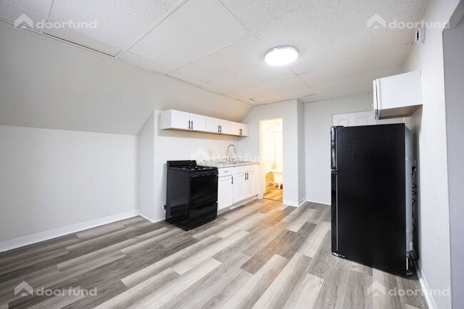 3 Lyman St in Laconia, NH - Building Photo - Building Photo