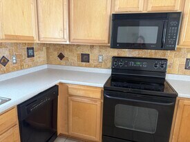 11 Leclair St, Unit B in Winooski, VT - Building Photo