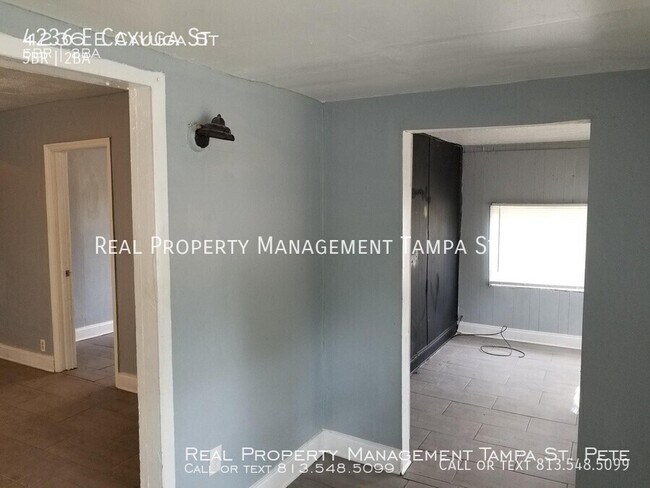 4236 E Cayuga St in Tampa, FL - Building Photo - Building Photo