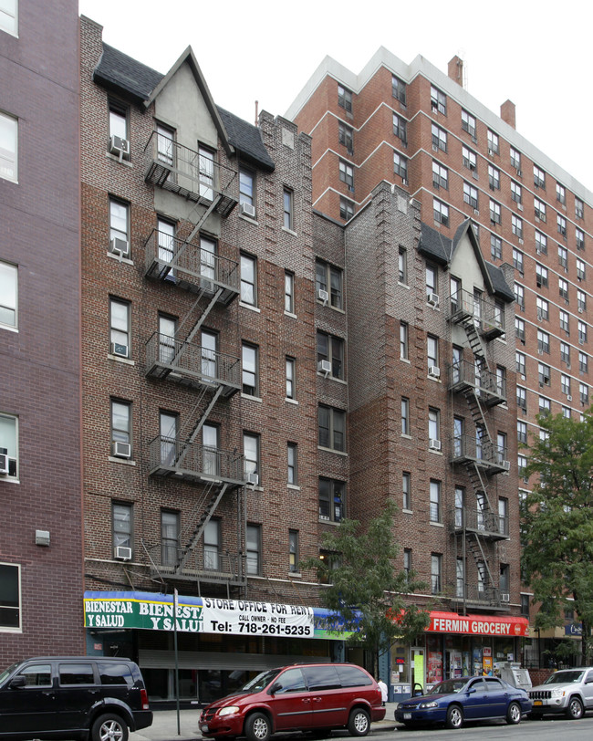 204 SHERMAN AVE in New York, NY - Building Photo - Building Photo