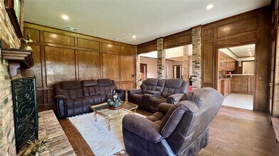 3600 Interlaken Dr in Plano, TX - Building Photo - Building Photo