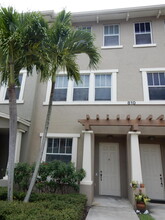 810 Marina Del Ray Ln in West Palm Beach, FL - Building Photo - Building Photo