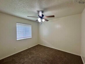 5008 Bayberry Dr in Wichita Falls, TX - Building Photo - Building Photo