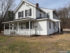 107 N Main St in Plymouth, CT - Building Photo
