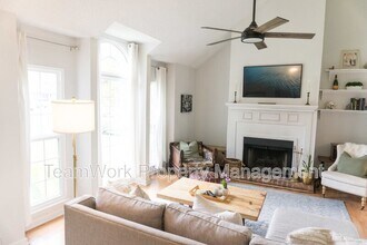 827 Harbor Pl Dr in Charleston, SC - Building Photo - Building Photo