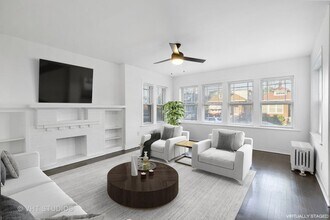 8030 S Justine St in Chicago, IL - Building Photo - Building Photo
