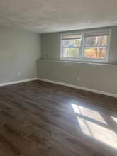8 Lanesboro Rd-Unit -1 in Worcester, MA - Building Photo - Building Photo