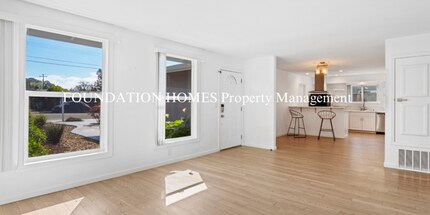 151 Kenwood Ct in Novato, CA - Building Photo - Building Photo