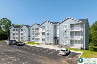 948 N Front St in Allentown, PA - Building Photo