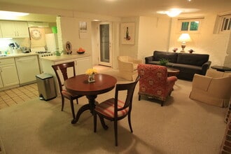 1713 Riggs Pl NW in Washington, DC - Building Photo - Building Photo