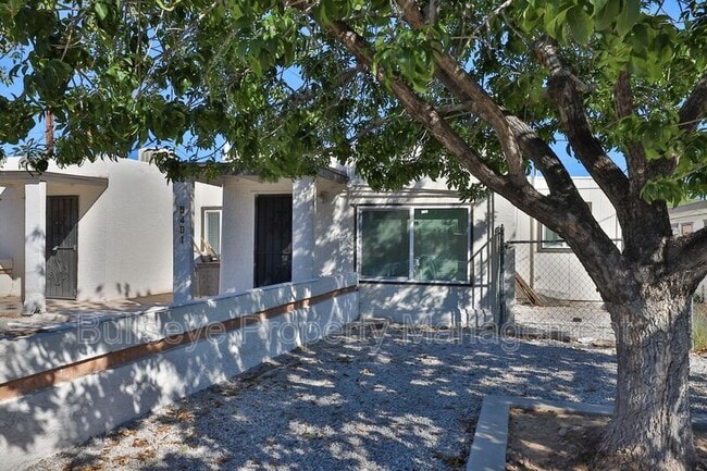 102 E Hatcher Rd in Phoenix, AZ - Building Photo - Building Photo