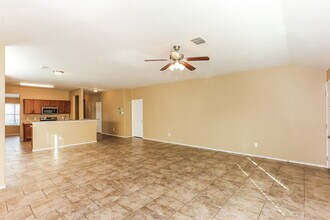 144 Triumph Rd in Dallas, TX - Building Photo - Building Photo