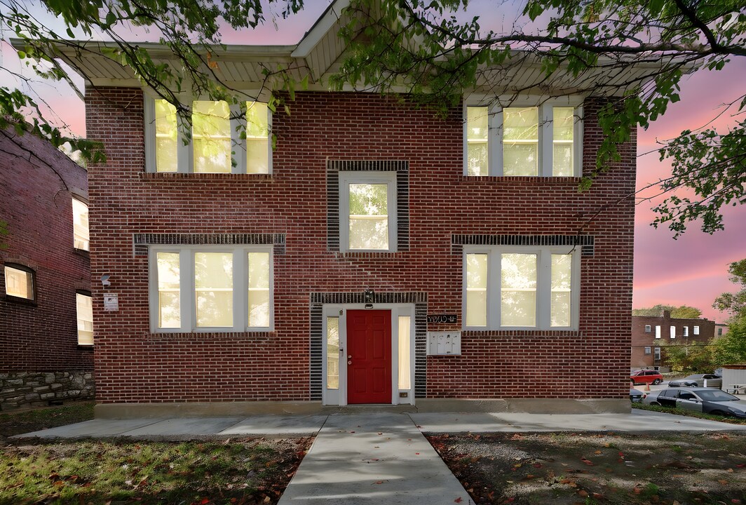 5803 S Kingshighway Blvd, Unit 1S in St. Louis, MO - Building Photo