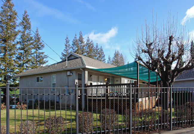 2231 V St in Sacramento, CA - Building Photo - Building Photo