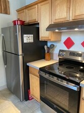 1728 Division St in Camas, WA - Building Photo - Building Photo