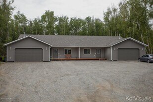 4773 W Kaylee River Cir in Wasilla, AK - Building Photo