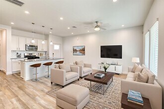 3022 La Latina Dr in Houston, TX - Building Photo - Building Photo