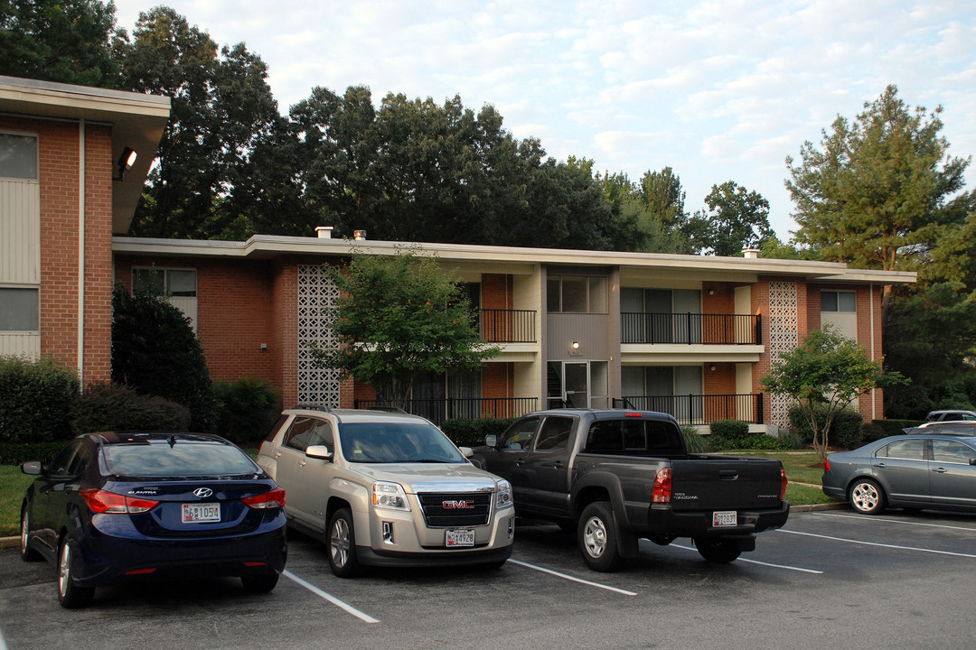 Spa Creek Condominiums in Annapolis, MD - Foto de edificio