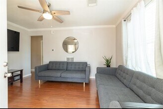 531 Dogwood St in Houston, TX - Building Photo - Building Photo