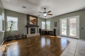 6951 W Briles Rd in Peoria, AZ - Building Photo - Building Photo