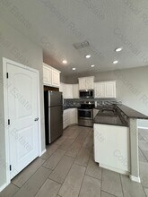 3817 Lockhaven Dr in Clovis, NM - Building Photo - Building Photo