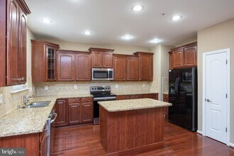 846 Oriole Ave in Glen Burnie, MD - Building Photo - Building Photo
