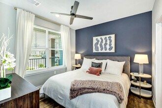 Farmhaus Apartments in Madison, AL - Foto de edificio - Building Photo