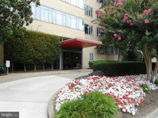 property at 1711 Massachusetts Ave NW