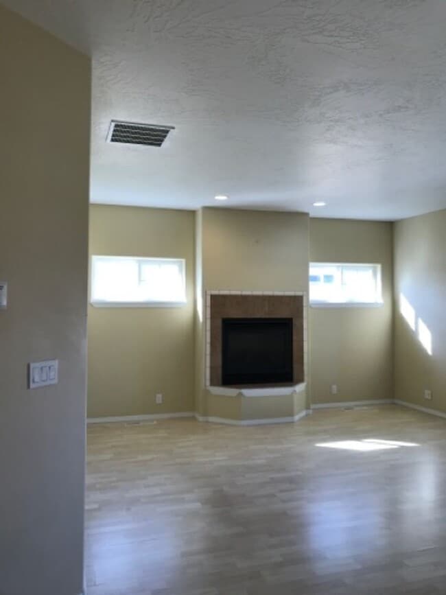 375 Aspenwood Dr in Twin Falls, ID - Building Photo - Building Photo