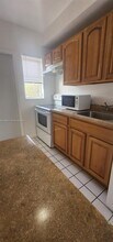 3670 SW 10th St in Miami, FL - Building Photo - Building Photo