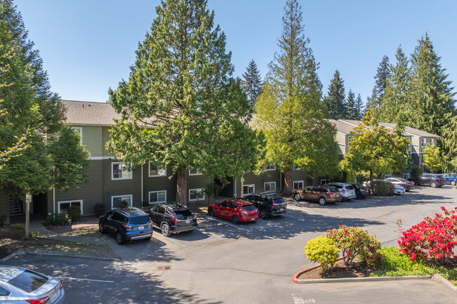 Village by the Lake in Everett, WA - Foto de edificio - Building Photo