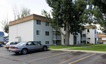 Parkview Village Apartments in Arvada, CO - Building Photo - Building Photo