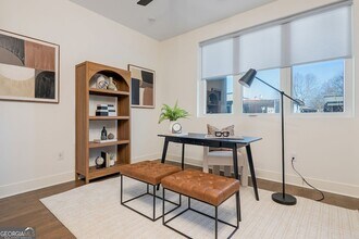 2347 Hosea L Williams Dr SE in Atlanta, GA - Building Photo - Building Photo